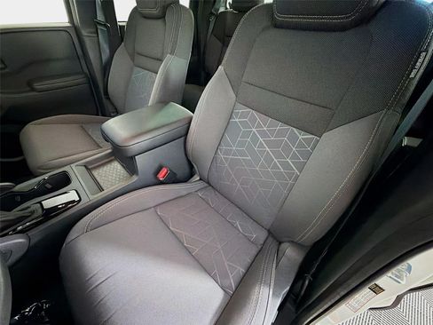 Certified 2026 Nissan Frontier SV w/ SV Convenience Package RWD image 11