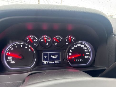 Used 2024 Chevrolet Silverado 1500 Custom AWD/4WD image 15