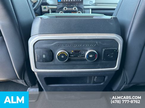 Used 2024 Ford Expedition Max XLT AWD/4WD image 28