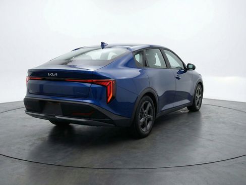 Used 2025 Kia K4 LXS FWD image 9