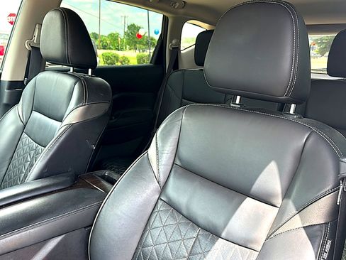 Used 2019 Nissan Murano Platinum w/ Cargo Package FWD image 7