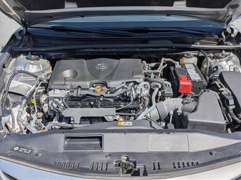 Used 2022 Toyota Camry SE FWD image 21