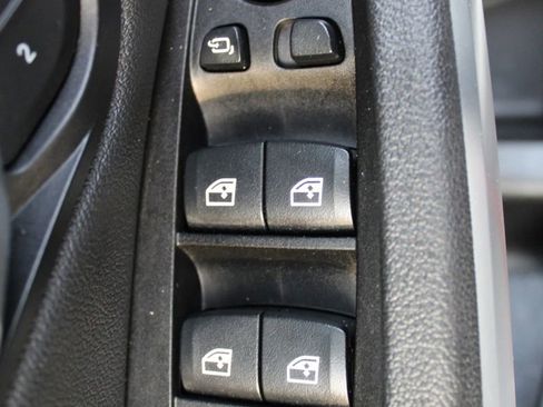 Used 2020 BMW 330i Sedan w/ Convenience Package RWD image 32