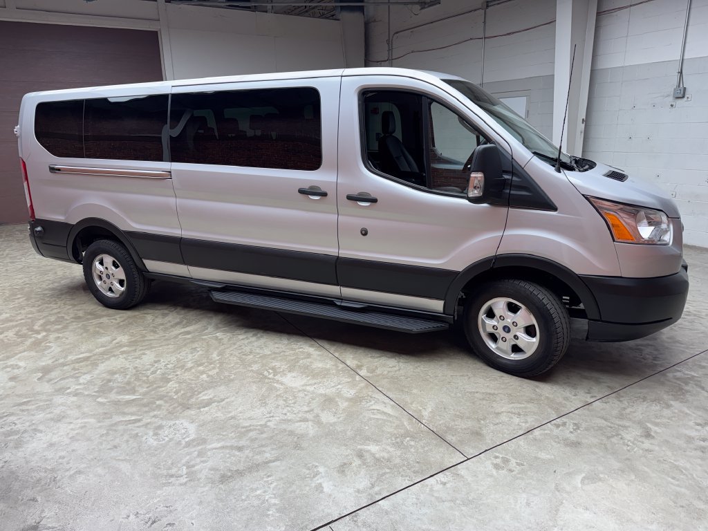 Certified 2019 Ford Transit 350 XLT RWD image 6