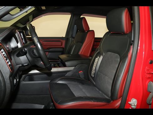 Used 2019 RAM 1500 Rebel image 9