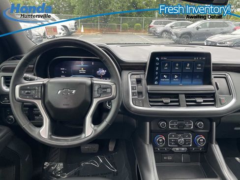 Used 2023 Chevrolet Suburban Z71 w/ Luxury Package AWD/4WD image 20