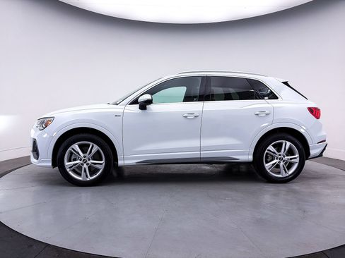 Used 2023 Audi Q3 2.0T Premium w/ Convenience Package AWD/4WD image 42