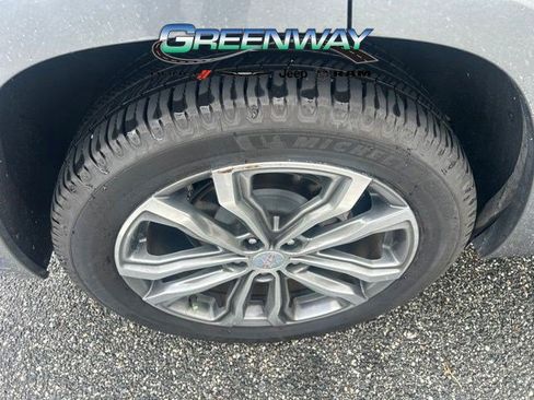 Used 2020 GMC Terrain Denali w/ Denali Premium Package FWD image 20