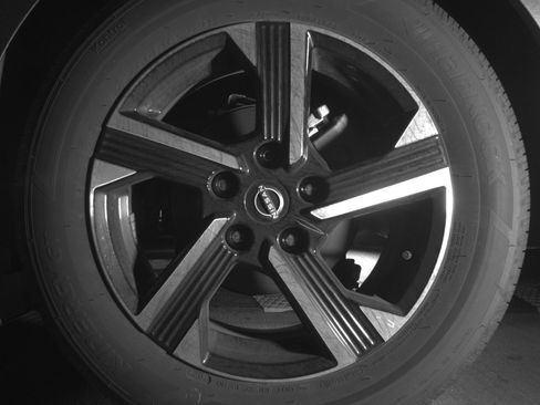 Used 2025 Nissan Sentra SV image 14