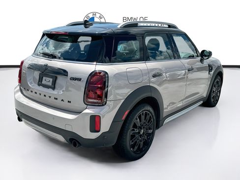 Used 2024 MINI Cooper Countryman S w/ Premium Package FWD image 7