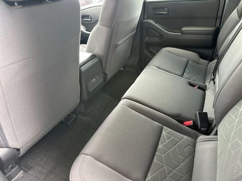 New 2026 Nissan Frontier SV image 11