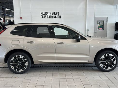 New 2026 Volvo XC60 T8 Plus w/ Protection Package Premier image 4