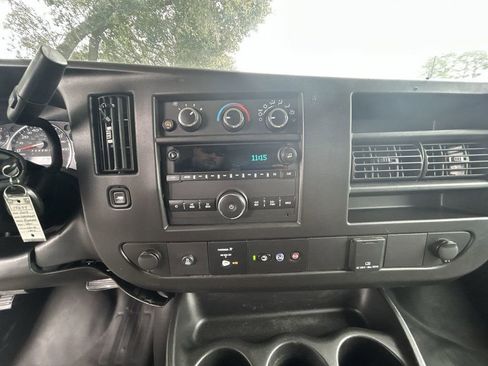 Used 2019 Chevrolet Express 2500 w/ Driver Convenience Package image 16