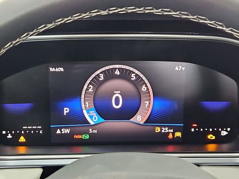 New 2026 Volkswagen Taos SE AWD/4WD image 33