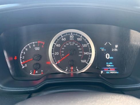 Used 2021 Toyota Corolla SE image 18