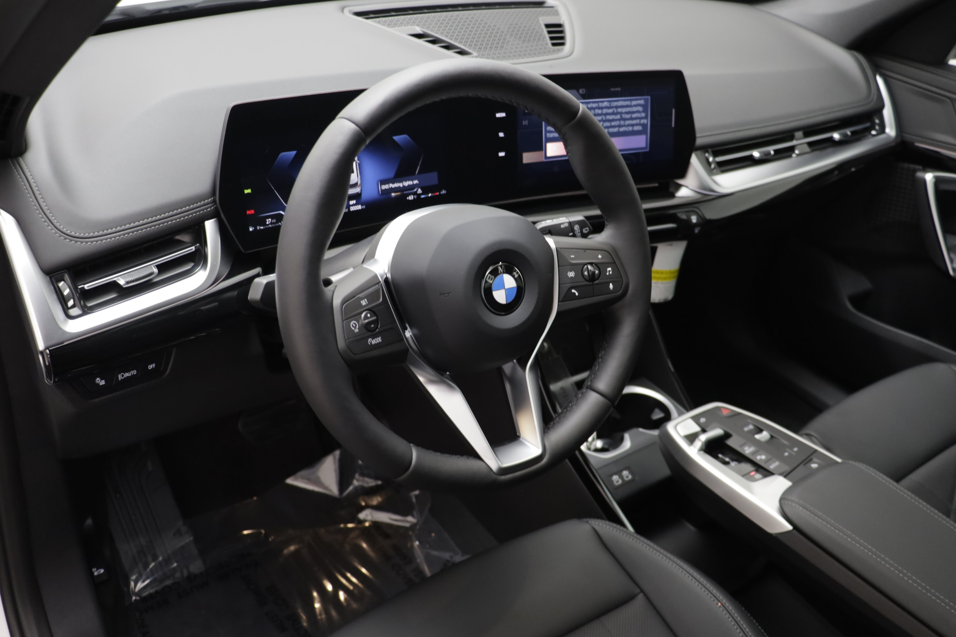 New 2027 BMW X1 xDrive28i AWD/4WD image 7