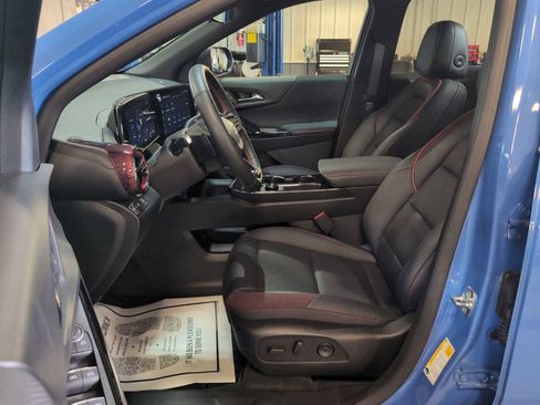Used 2025 Chevrolet Equinox RS w/ Safety and Technology Package FWD image 19