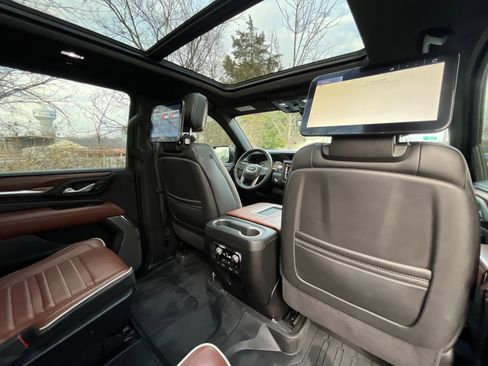 Used 2024 GMC Yukon XL Denali Ultimate image 24