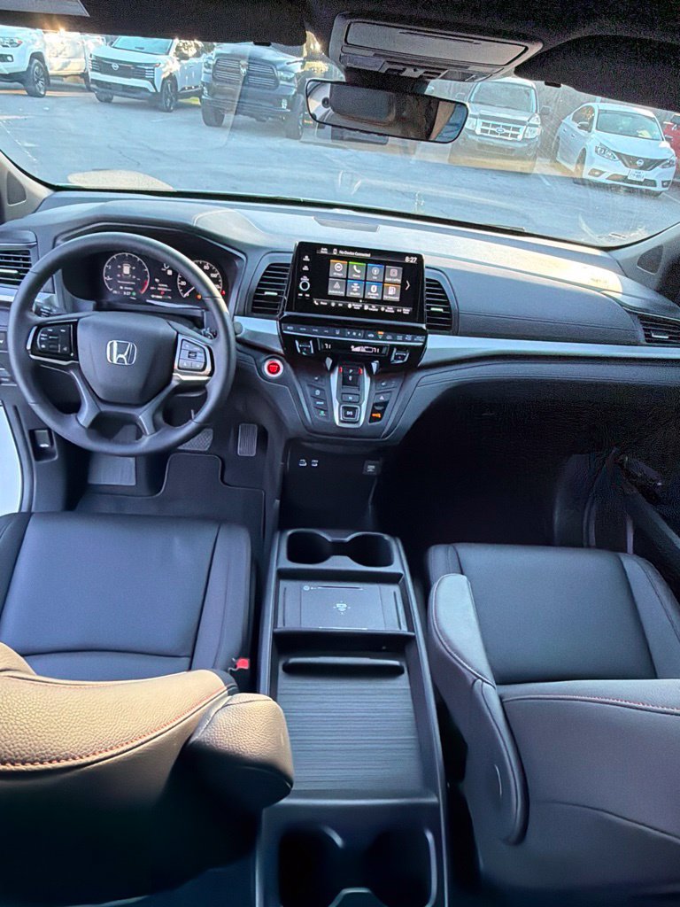 Used 2026 Honda Odyssey Sport-L image 10