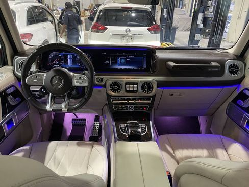 Used 2024 Mercedes-Benz G 63 AMG 4MATIC image 2