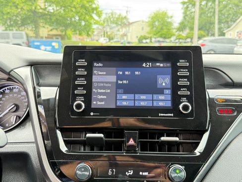 Used 2021 Toyota Camry SE image 43