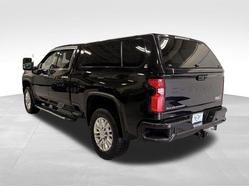 Used 2022 Chevrolet Silverado 3500 High Country w/ Z71 Off-Road Package AWD/4WD image 3