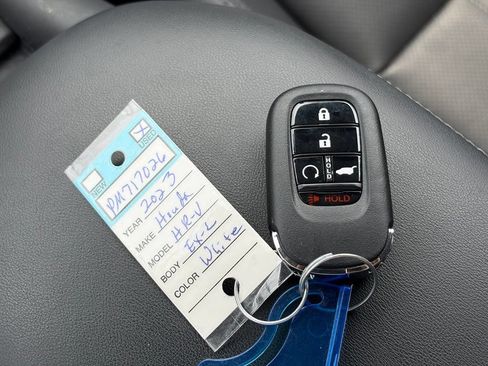 Used 2023 Honda HR-V EX-L image 36