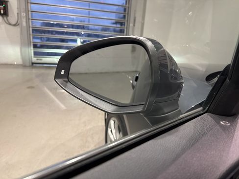 Used 2022 Audi A4 2.0T Premium image 17