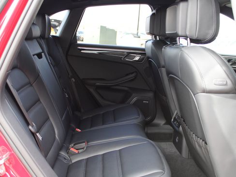 New 2026 Porsche Macan Turbo image 24