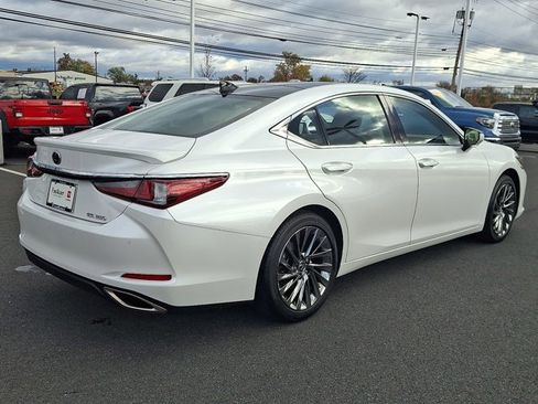 Used 2024 Lexus ES 350 Ultra Luxury image 6