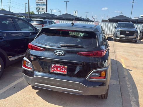 Used 2019 Hyundai Kona SE FWD image 9