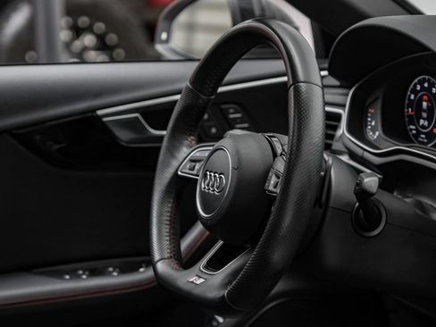 Used 2018 Audi A4 2.0T Premium Plus w/ Premium Plus Package AWD/4WD image 16