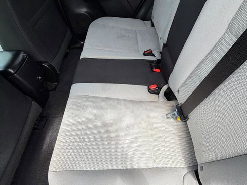 Used 2017 Toyota RAV4 XLE FWD image 13