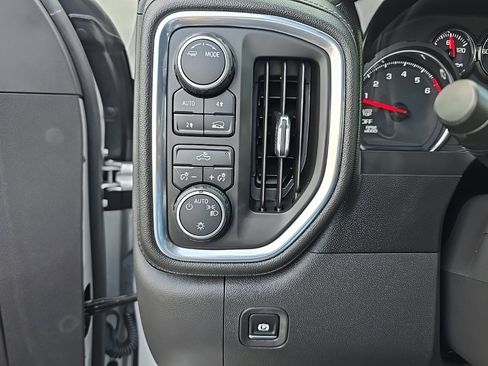 Used 2020 Chevrolet Silverado 1500 LT w/ All-Star Edition image 23