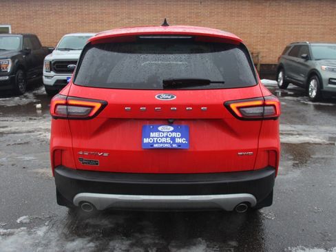 Used 2024 Ford Escape Active image 5