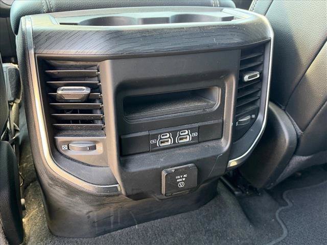 Used 2023 RAM 1500 Laramie AWD/4WD image 19