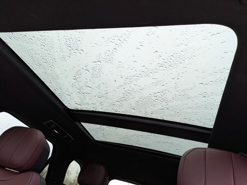 Used 2024 Land Rover Range Rover Sport Dynamic SE image 21