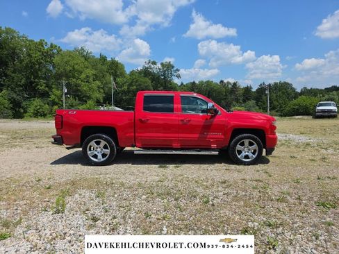 Used 2018 Chevrolet Silverado 1500 LT w/ All Star Edition AWD/4WD image 2