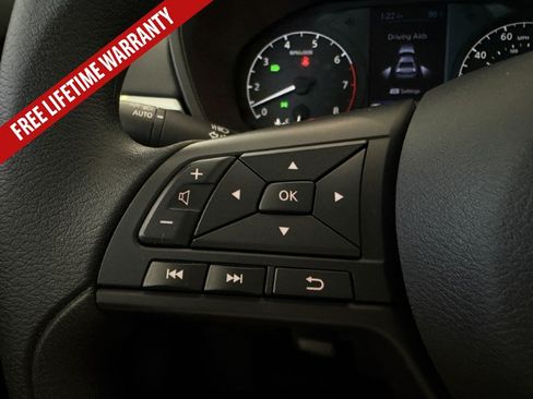Used 2025 Nissan Altima 2.5 S FWD image 30
