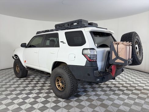 Used 2019 Toyota 4Runner TRD Off-Road Premium AWD/4WD image 5