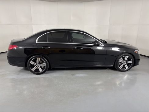 Used 2025 Mercedes-Benz C 300 4MATIC Sedan image 9
