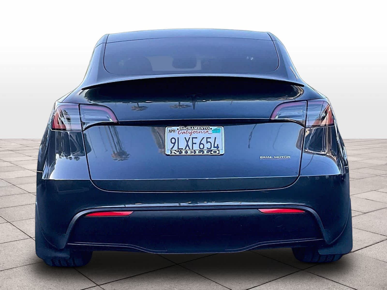 Used 2024 Tesla Model Y Performance AWD/4WD image 7