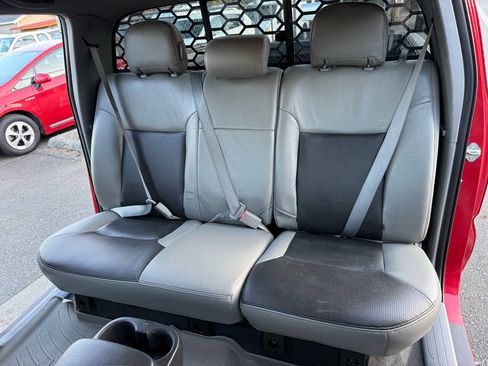 Used 2015 Toyota Tacoma 4x4 Double Cab w/ TRD Sport Package image 9