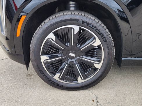 New 2025 Cadillac Escalade IQ Sport 2 image 36