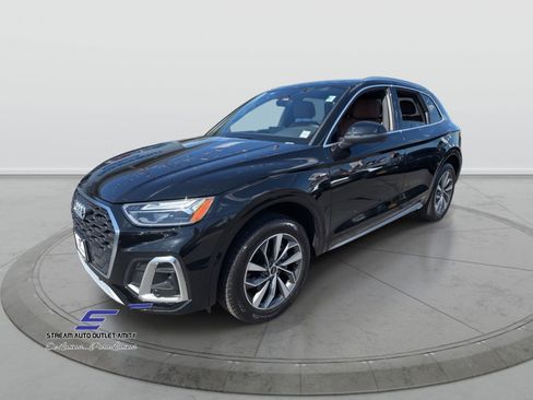 Used 2025 Audi Q5 2.0T Premium image 3