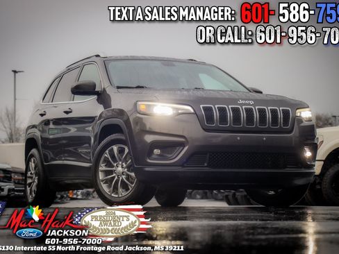 Used 2019 Jeep Cherokee Latitude Plus image 1
