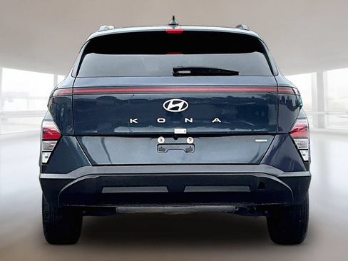Used 2024 Hyundai Kona SEL AWD/4WD image 5