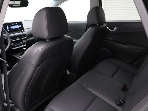Used 2023 Hyundai Kona Limited AWD/4WD image 11