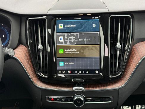 Certified 2024 Volvo XC60 B5 Plus w/ Protection Package Premier image 14