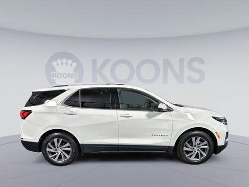Used 2022 Chevrolet Equinox Premier AWD/4WD image 17